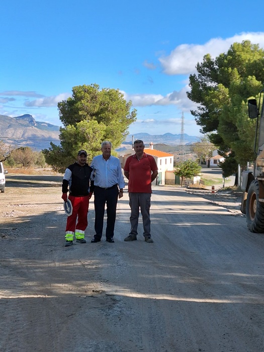 ENLACE CARRETERA  SANTA  MARÍA DE NIEVA - TABERNO.